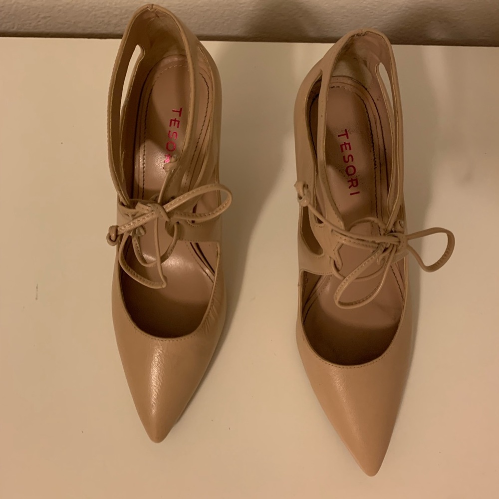 Tesori Nude/Beige Pumps